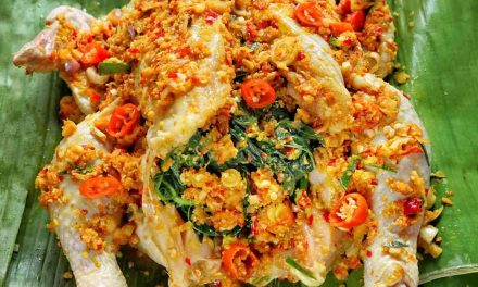 Ayam Betutu: Keajaiban Kuliner Bali Yang Wajib Dicoba!