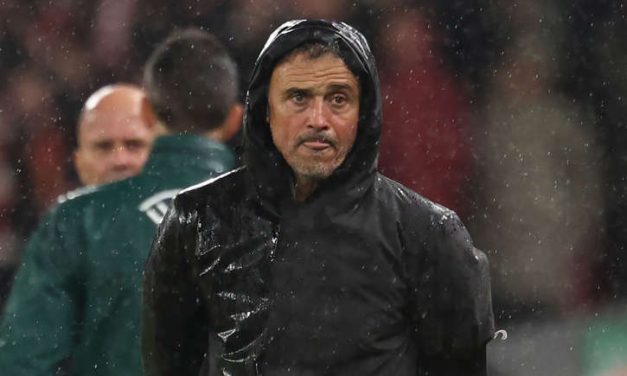 Luis Enrique Pastikan Pemain Spanyol Bertahan Di PSG!