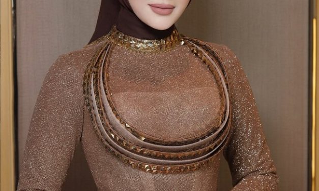 Gaun Elegan Mulan Jameela Hiasi Resepsi El Rumi-Syifa Hadju