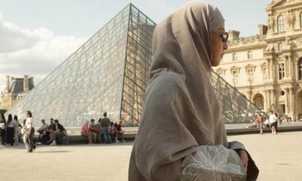 Natasha Rizky Tunjukkan Pesona Elegan Saat Menyusuri Paris