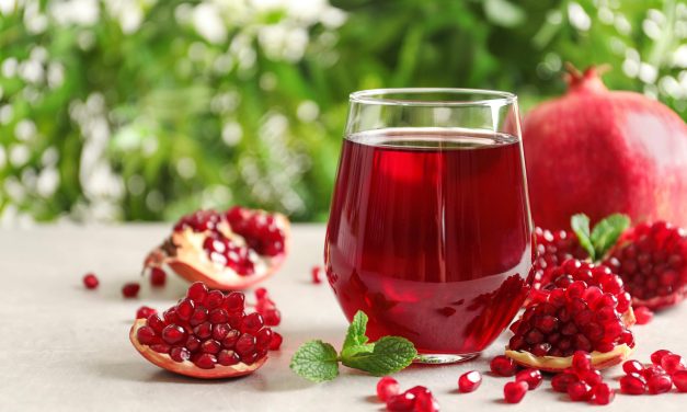 Jus Delima Superfood: Kaya Polifenol, Kendalikan Gula Darah