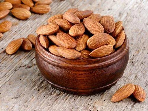 Kacang Almond, Camilan Sehat, Baik Untuk Penderita Diabetes