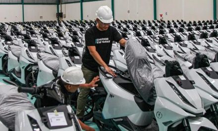 Motor Listrik Nasional Cakra NX1 Hadir Dengan Baterai 3,3 kWh