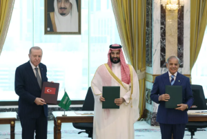 Kontroversi Global: Saudi Di Sebut Kuat Di Atas Kertas Saja