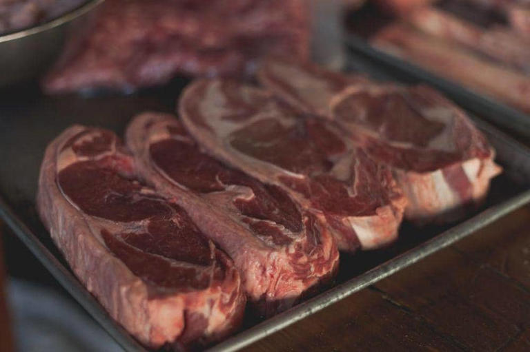 Bukan Sekadar Enak! Makan Steak & Rendang Perlu Di Perhatikan